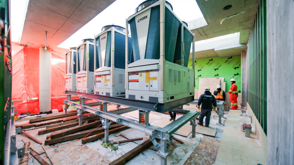 Épicentre culturel de Laval — mechanical equipment install